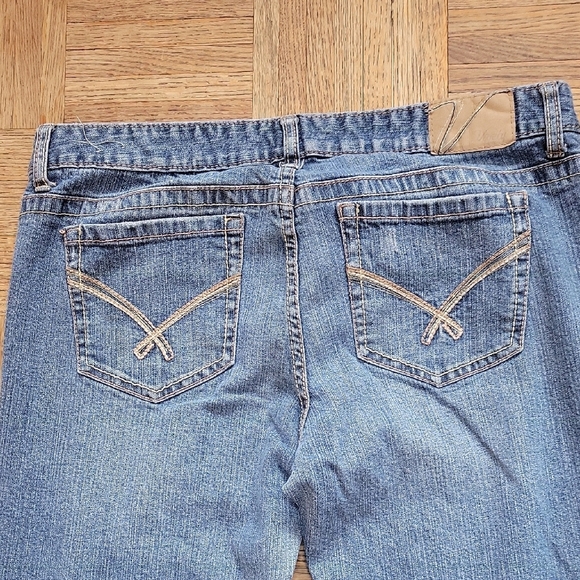 Vanity Flared Denim Jeans Size 30 - Picture 6 of 12